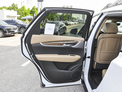 凯迪拉克XT5 2022款 2.0T 四驱铂金型