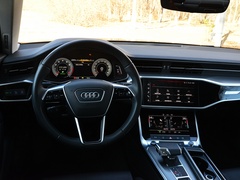 奥迪A6L 2022款 45 TFSI 臻选致雅型