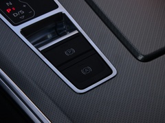 奥迪A6L 2022款 45 TFSI 臻选致雅型