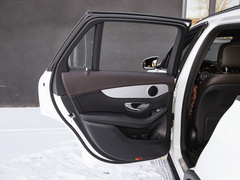 奔驰GLC 2022款 改款 GLC 260 L 4MATIC 动感型