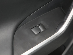 RAV4荣放 2022款 2.0L CVT两驱风尚Plus版