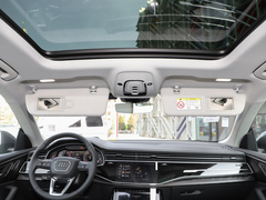 奥迪Q8 2023款 55 TFSI 豪华动感型