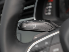 奥迪Q8 2023款 55 TFSI 豪华动感型