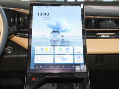 博越L 2023款 1.5TD DCT尊贵型