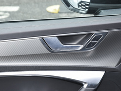 奥迪A6L 2023款 40 TFSI 豪华致雅型