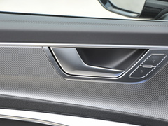 奥迪A6L 2023款 40 TFSI 豪华动感型