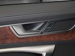 奥迪A6L 2023款 55 TFSI quattro 旗舰动感型