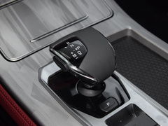 捷途X70 PLUS 2023款 1.5T DCT勇者PLUS 7座