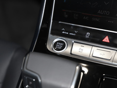 奥迪Q7 2023款 55 TFSI quattro S line运动型