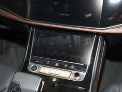 奥迪Q7 2023款 55 TFSI quattro S line运动型