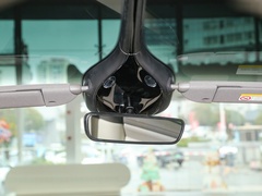 智己LS7 2023款 100kWh Lux四驱版