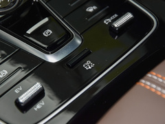 秦PLUS 2023款 冠军版 DM-i 120KM领先型