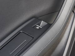 奥迪Q7 2024款 55 TFSI quattro S line运动型