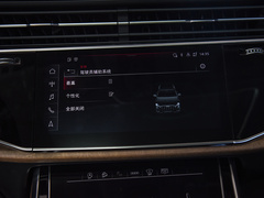 奥迪Q7 2024款 55 TFSI quattro S line运动型
