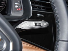 奥迪Q7 2024款 55 TFSI quattro S line运动型