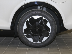 智己LS7 2023款 90kWh Elite后驱版