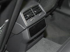 奥迪A6 旅行版 2024款 Avant 先锋派 45 TFSI 臻选动感型
