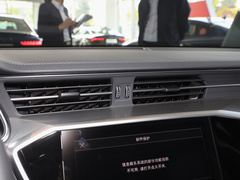 奥迪A6 旅行版 2024款 Avant 先锋派 45 TFSI 臻选动感型
