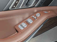 宝马X5 2023款 xDrive 40Li M运动套装