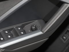奥迪Q3 2024款 35 TFSI 进取动感型