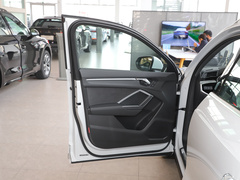 奥迪Q3 2024款 35 TFSI 进取动感型