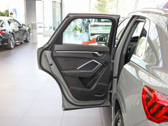 奥迪Q3 2024款 40 TFSI 时尚动感型