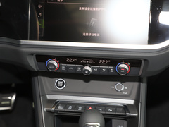 奥迪Q3 2024款 40 TFSI 时尚动感型
