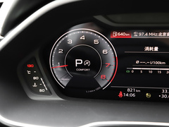 奥迪Q3 2024款 45 TFSI quattro 时尚动感型