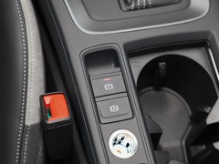 奥迪Q3 2024款 45 TFSI quattro 时尚动感型
