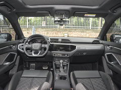 奥迪Q3 2024款 40 TFSI RS套件燃速型