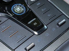 唐新能源 2024款 DM-p 冠军版 215KM 四驱尊享型