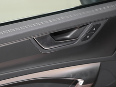 奥迪A7L 2024款 45TFSI S-line 筑梦型 流晶套装
