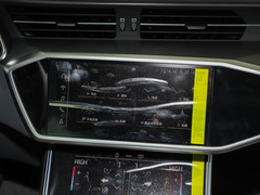 奥迪A7L 2024款 45TFSI S-line 筑梦型 流晶套装