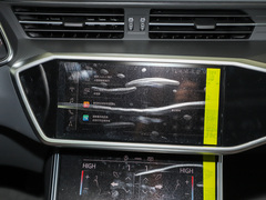 奥迪A7L 2024款 45TFSI S-line 筑梦型 流晶套装