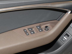 奥迪A7L 2024款 45TFSI S-line 筑梦型 流晶套装