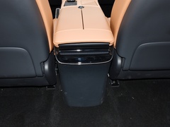 岚图追光 2024款 PHEV 四驱超长续航旗舰版