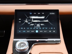岚图追光 2024款 PHEV 四驱超长续航旗舰版