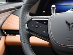 岚图追光 2024款 PHEV 四驱超长续航旗舰版