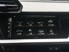 奥迪A3 2024款 A3L Limousine 35 TFSI RS套件燃速型