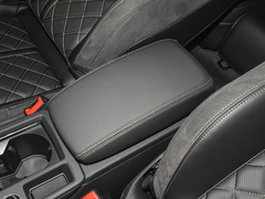 奥迪Q3 2024款 35 TFSI RS套件燃速型