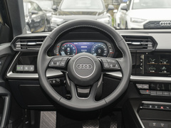 奥迪A3 2024款 A3L Limousine 35 TFSI 时尚运动型
