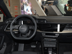 奥迪A3 2024款 A3L Limousine 35 TFSI 时尚运动型