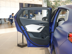 宝马X2(进口) 2024款 sDrive25i M运动套装
