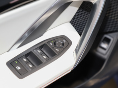 宝马X2(进口) 2024款 sDrive25i M运动套装