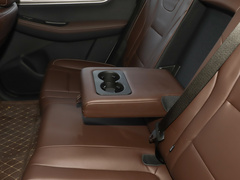 风行T5 2023款 盛世款  1.6L 手动筑梦版 五座