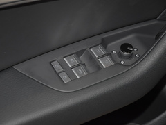 奥迪A6L 2024款 45 TFSI 臻选致雅型