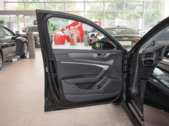 奥迪A6L 2024款 45 TFSI 臻选致雅型