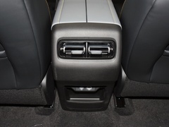 北京BJ40 2024款 2.0T 城市猎人版 侠客型