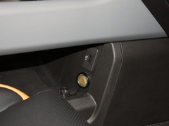 北京BJ40 2024款 2.0T 城市猎人版 侠客型