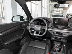 奥迪Q5L 2024款 40 TFSI 时尚动感型